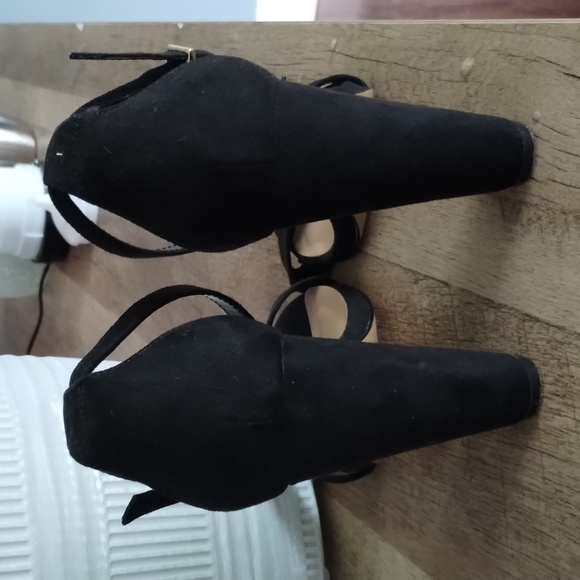 Express thick heel haux suede heels with shiner heel and ankle strap enclosure - Picture 5 of 8